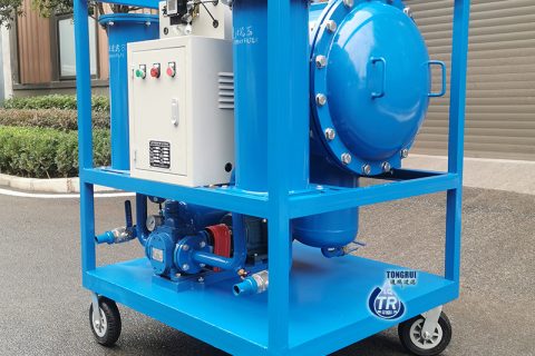 轻质润滑油脱水聚结滤油机中的滤芯特点